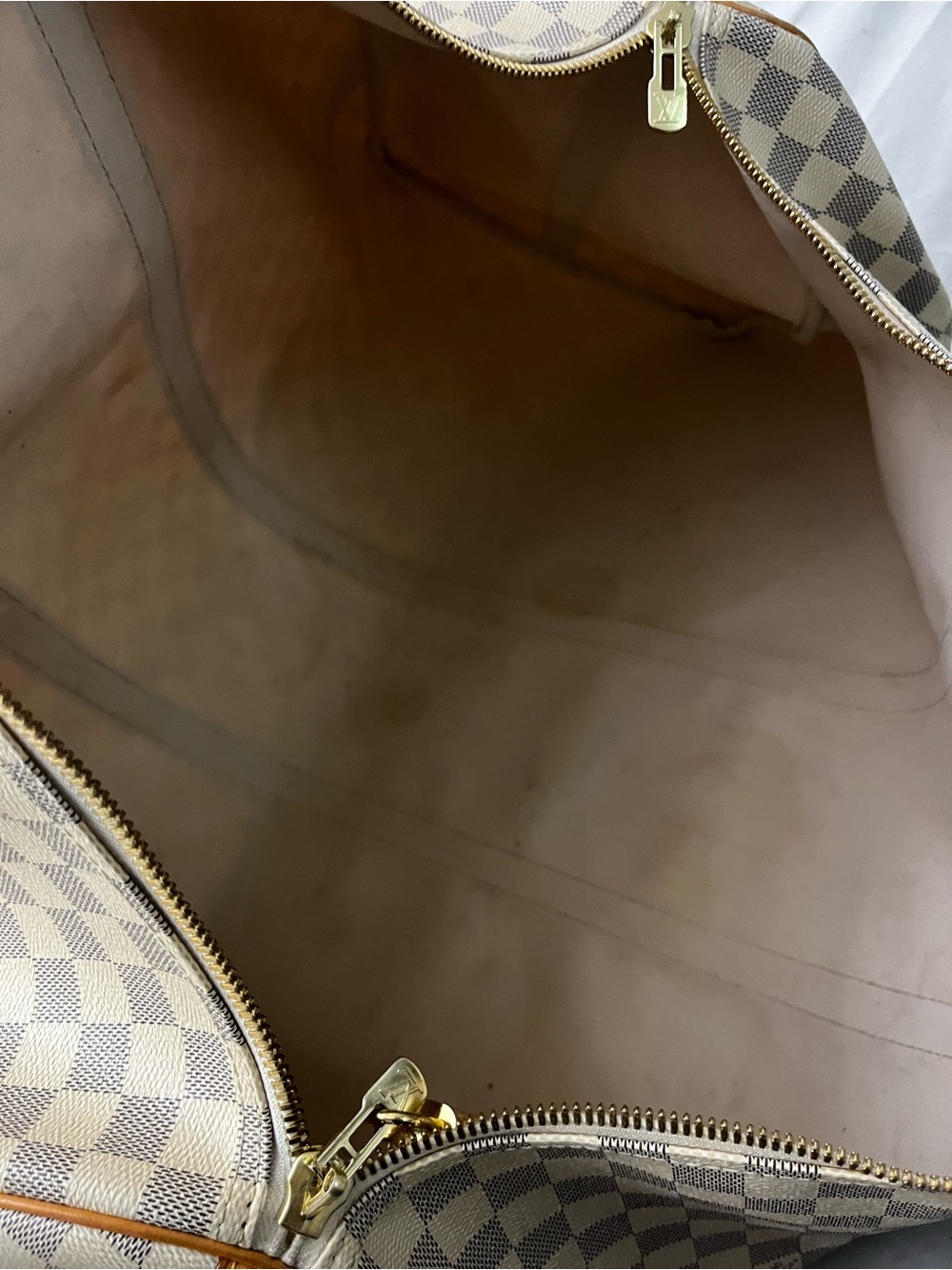 Louis Vuitton Damier Azur Canvas Duffel in Cream and Tan - Picture 6 of 7